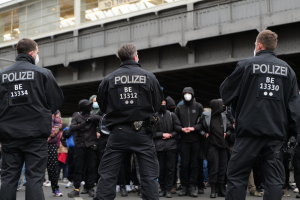 POL-BI: Polizei in Bielefeld setzt verstärkte Kräfte für Versammlungssituation am 24.05.2025 ein