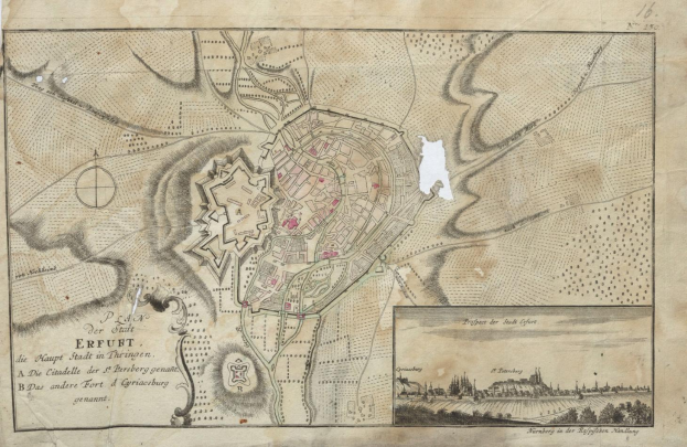 Ein detaillierter alter Stadtplan von Erfurt, Deutschland, der Straßen, Gebäude und Sehenswürdigkeiten mit begleitendem Text und Illustrationen zeigt.