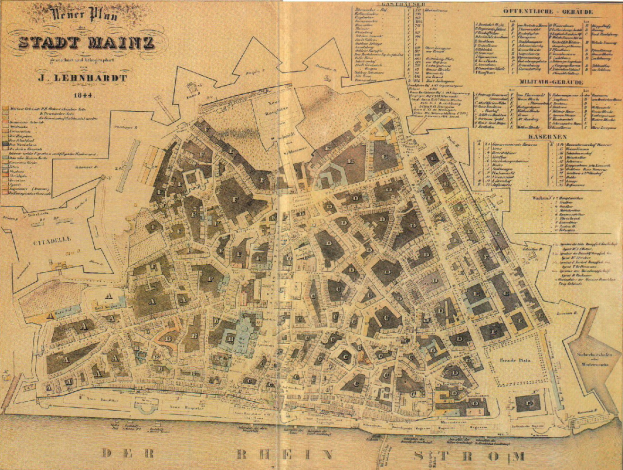 Ein detaillierter alter Stadtplan von Mainz, Deutschland, der Straßen, Gebäude und Sehenswürdigkeiten zeigt.