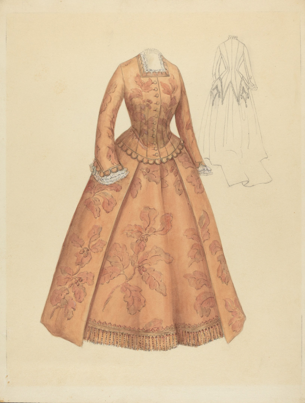 Ein detailliertes Kostümdesign aus dem 18. Jahrhundert, das ein bodenlanges Kleid mit hohem Kragen, floral gemustertem Oberteil in Rosa, Lila und Blau und einem Spitzenbesatz am Rock zeigt.