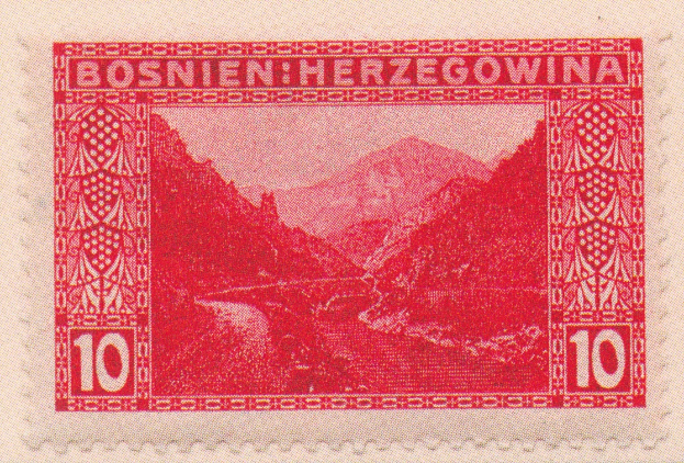 Eine rote Briefmarke aus dem Jahr 1938 mit der Aufschrift "Bosnien Herzegowina" und einer Abbildung von Bergen und einem Fluss in unbenutztem Zustand.