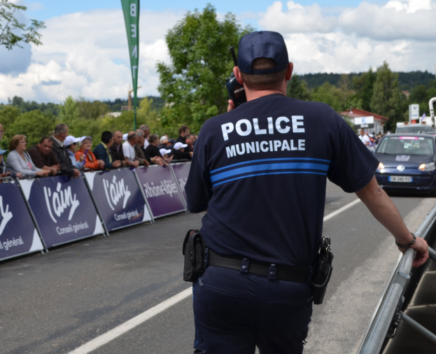 POL-GT: Fragen an die Polizei/ Innenminister Herbert Reul zu Gast bei Radio Gütersloh